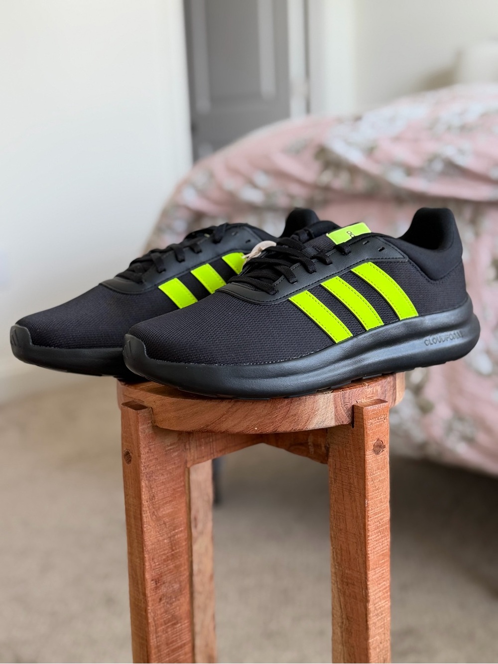 Adidas Lite Racer 4.0 Men’s 8.5 Black Neon Green Cloudfoam NWT JP5633